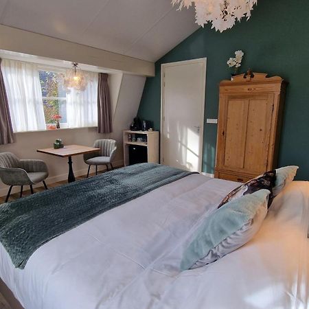 B&B De Droomhoeve นึนชเปท ภายนอก รูปภาพ