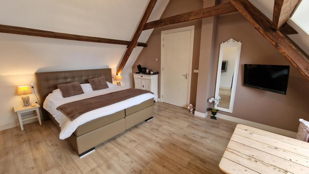 B&B De Droomhoeve นึนชเปท ภายนอก รูปภาพ