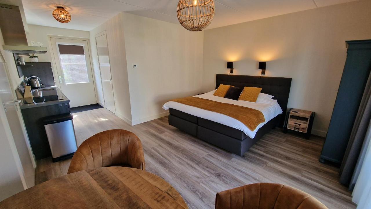 B&B De Droomhoeve นึนชเปท ภายนอก รูปภาพ