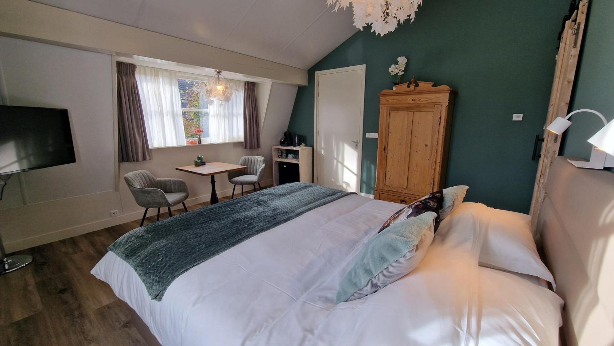 B&B De Droomhoeve นึนชเปท ภายนอก รูปภาพ